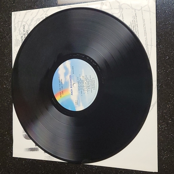 1986 READY FOR THE WORLD Album - Picture 8 of 11